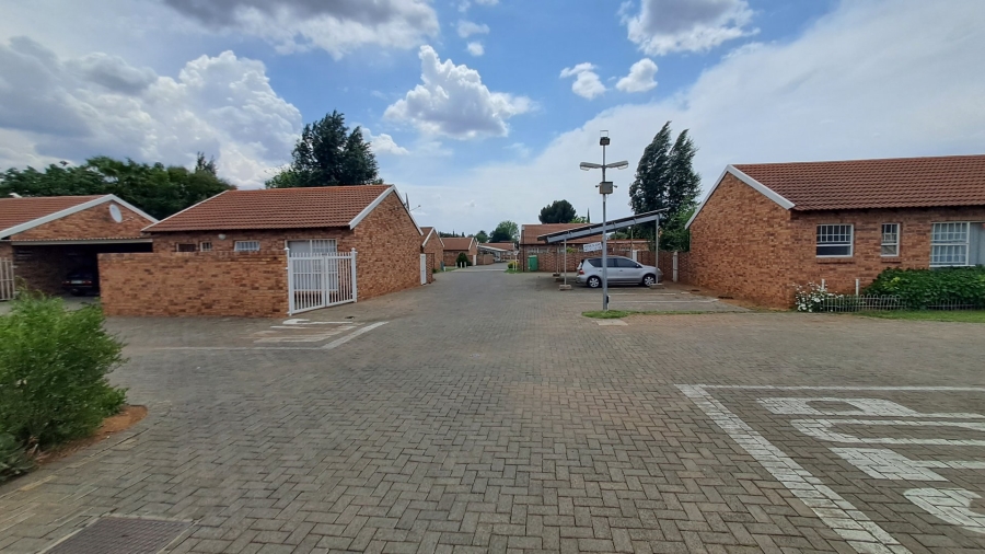 3 Bedroom Property for Sale in Universitas Free State